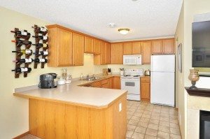 1318 Pembrooke Ln Waconia MN-large-010-DSC 0629-1500x997-72dpi