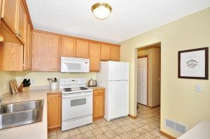 1318 Pembrooke Ln Waconia MN-large-012-DSC 0631-1500x997-72dpi