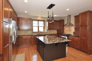 6114 Southview Ct Mound MN-large-006-DSC 0996-1500x997-72dpi