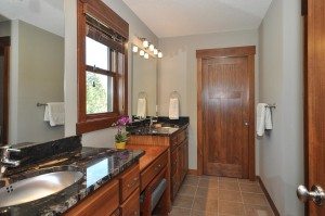 6114 Southview Ct Mound MN-large-023-DSC 0018-1500x997-72dpi