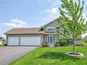 1104 Prairie Ridge Ln Lester-MLS_Size-001-DSC 0321-640x480-72dpi