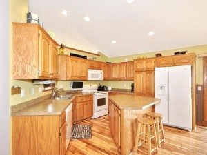 1104 Prairie Ridge Ln Lester-MLS_Size-010-DSC 0300-640x480-72dpi