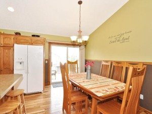 1104 Prairie Ridge Ln Lester-MLS_Size-013-DSC 0304-640x480-72dpi