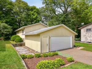 3149 Alexander Ln Mound MN-MLS_Size-002-17-DSC 5493-640x480-72dpi