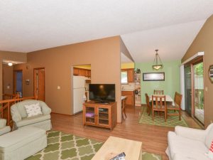 3149 Alexander Ln Mound MN-MLS_Size-005-4-DSC 5470-640x480-72dpi